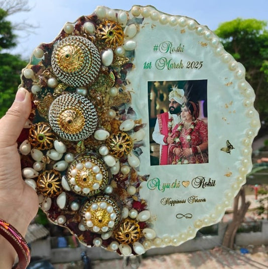 Varmala Preservation Frame in Agate