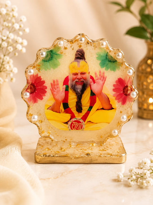 Premanand Ji Maharaj Car Dashboard & Home Temple Standy – 3 Inch Deep Cast Resin